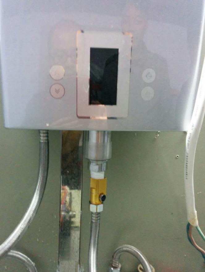 熱水器運轉測試 